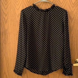 Polkadot ruffle blouse